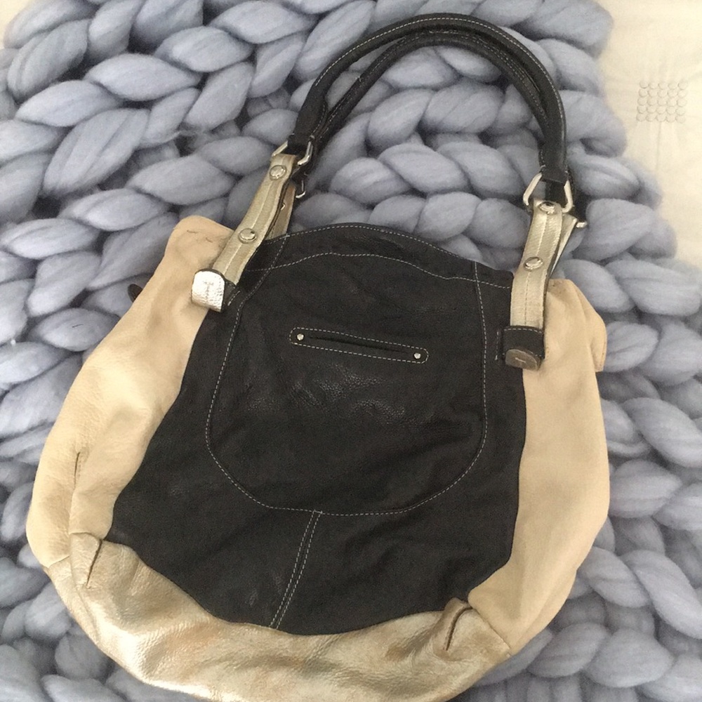 B. Makowsky Handbag - Picture 2 of 4